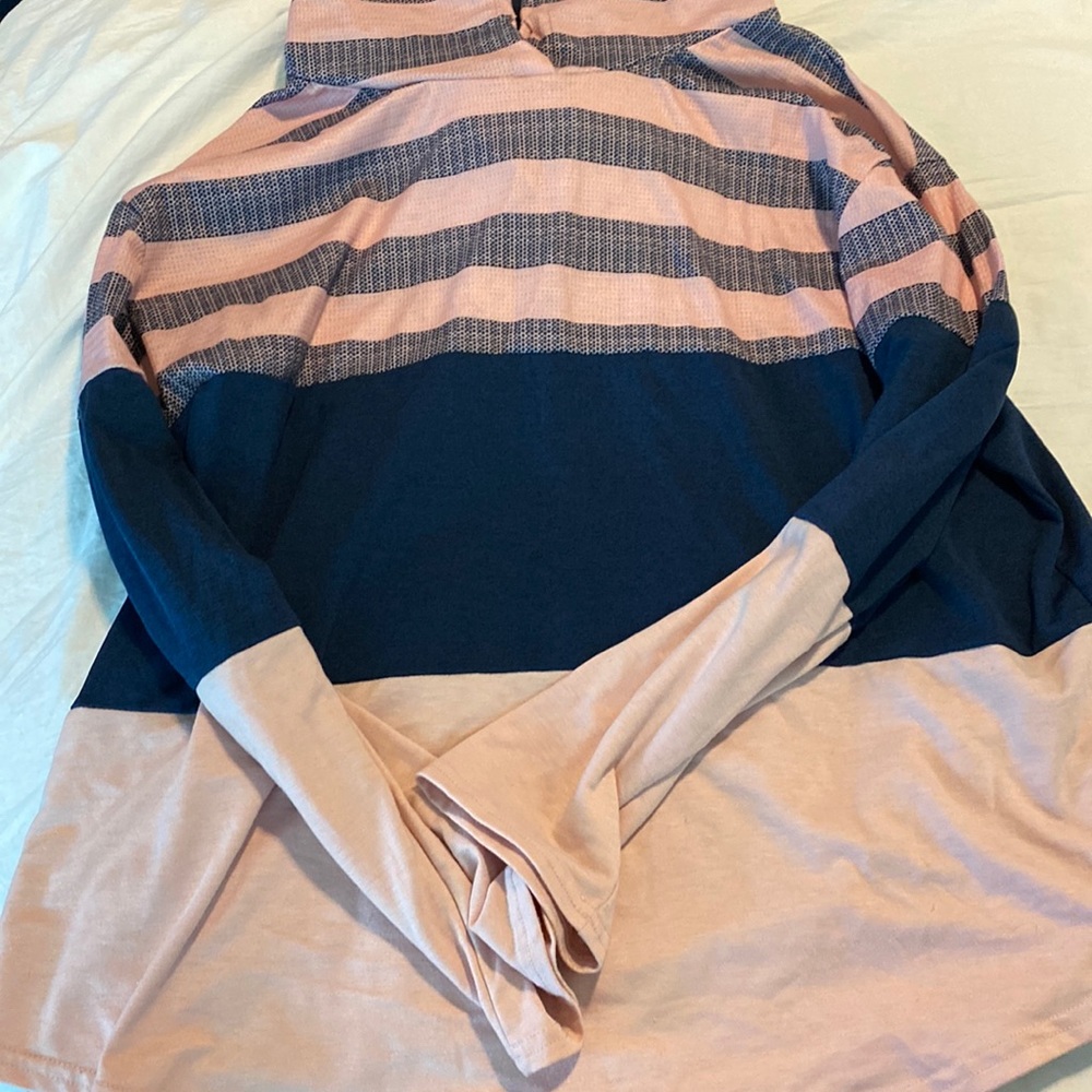 Lightweight hoodie